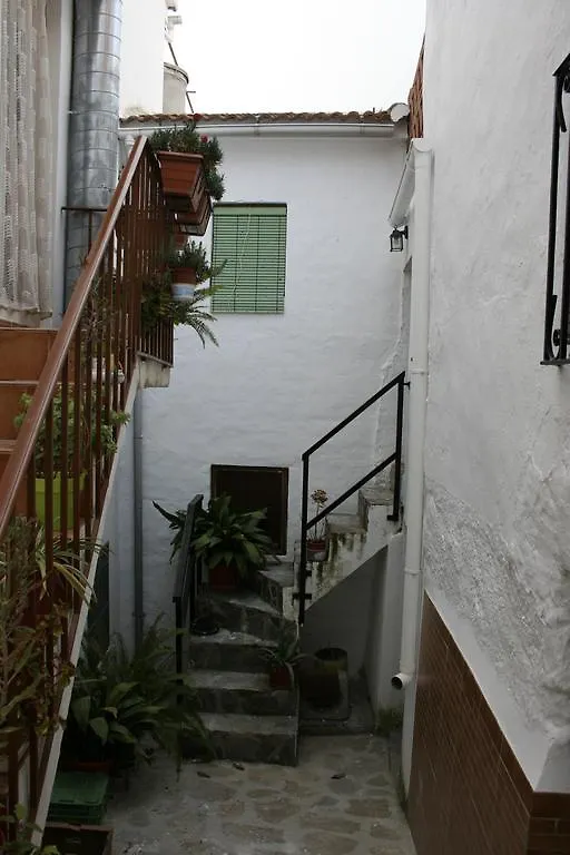 Casa Lentegi Guest House